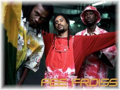PEE   FROISS